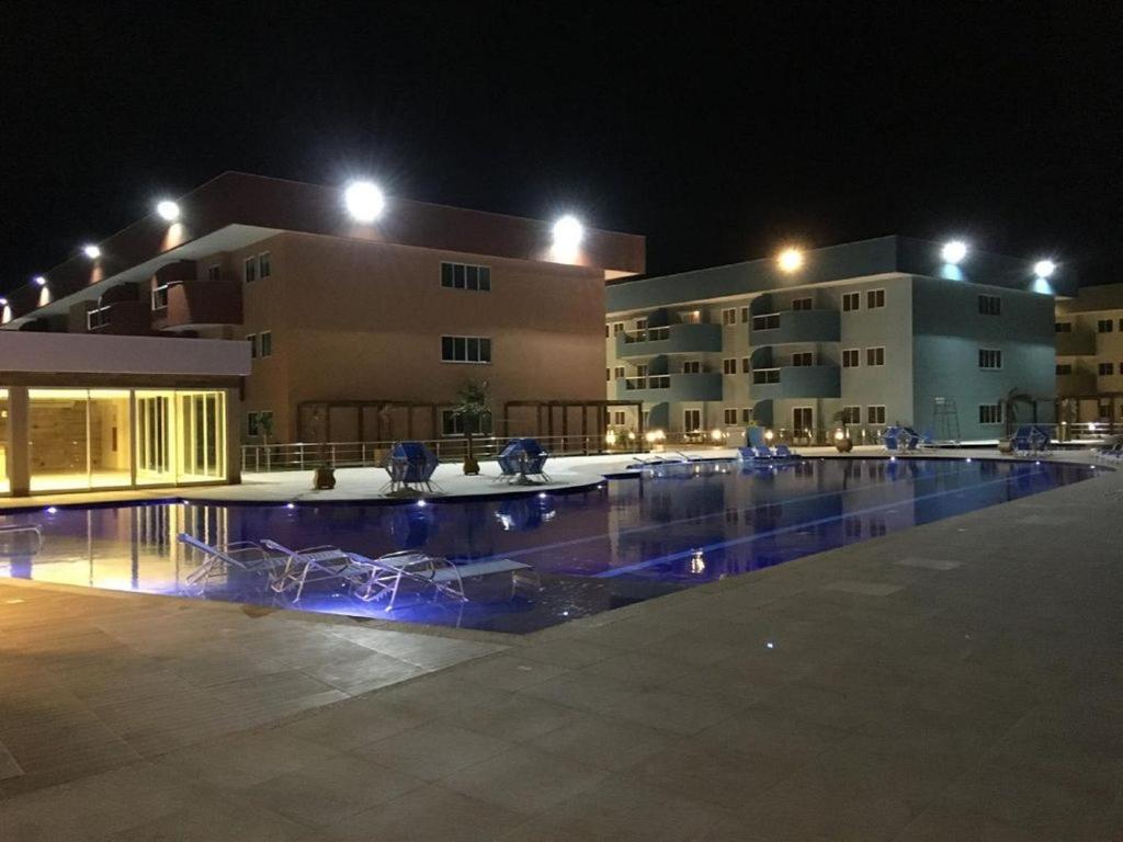 Flat Com Privativa E Lazer Total Em Arraial Apartamento *